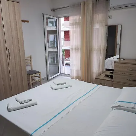 Summerhousevelipoje-te Kompleksi Fishta-q1,36 Apartment *