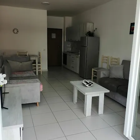 Summerhousevelipoje-te Kompleksi Fishta-q1,36 Apartment Velipoje