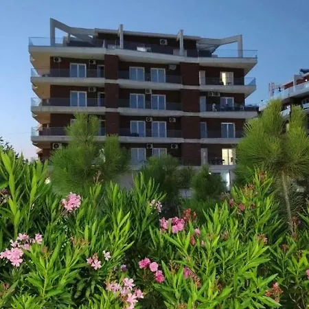 Summerhousevelipoje-te Kompleksi Fishta-q1,36 Apartamento *