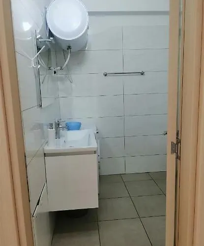 Summerhousevelipoje-te Kompleksi Fishta-q1,36 Appartamento *